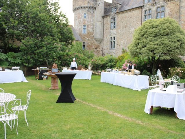 Le mariage de Guillaume  et Aurélie  à Crosville-sur-Douve, Manche 13