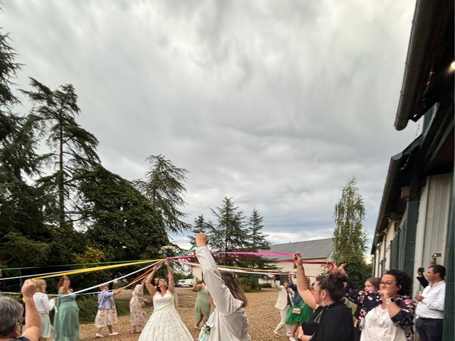 Le mariage de Thomas et Cassandra à Gien, Loiret 14