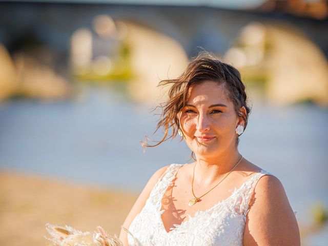 Le mariage de Thomas et Cassandra à Gien, Loiret 32