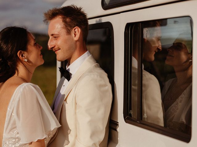 Le mariage de Antoine et Louise à Loubédat, Gers 92