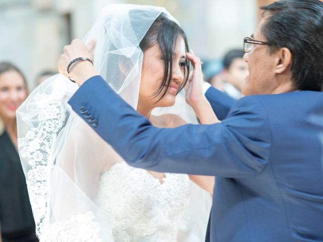 Le mariage de Walid et Aurélie à Paris, Paris 54