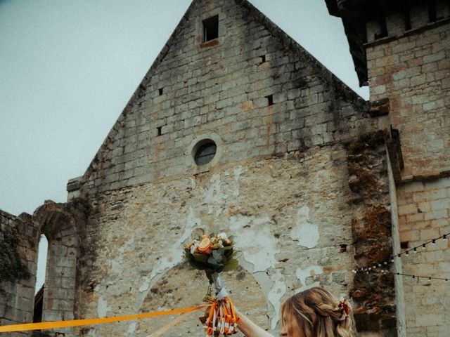 Le mariage de Anthony et Coralie à Brengues, Lot 112