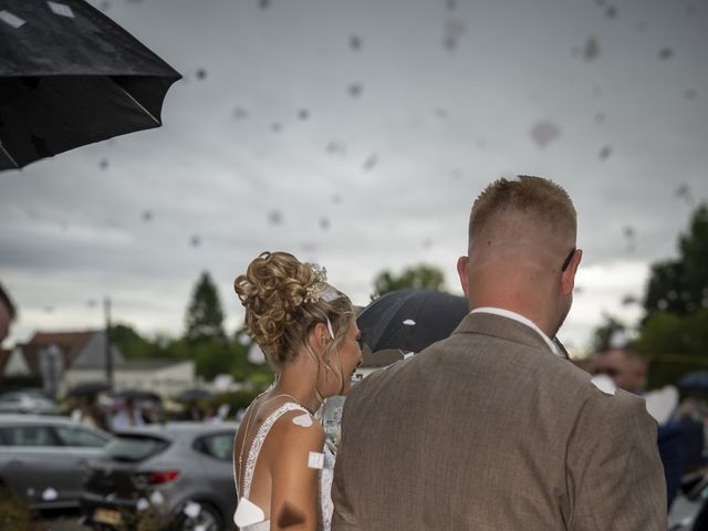 Le mariage de Thomas et Maëva  à Brailly-Cornehotte, Somme 5