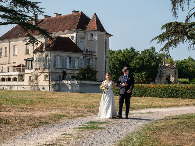 Le mariage de Ghassen et Mathilde à Fussy, Cher 20