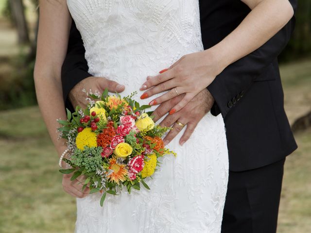 Le mariage de Johan et Laura à Souvigné, Indre-et-Loire 1