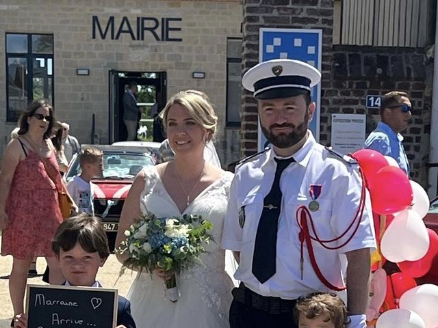Le mariage de Damien  et Célia  à Angerville-l&apos;Orcher, Seine-Maritime 24