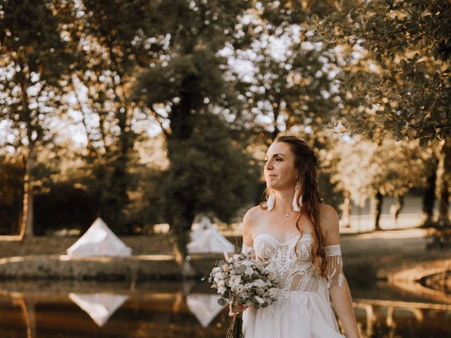 Le mariage de Raphaël et Camille à Pérignac, Charente 47