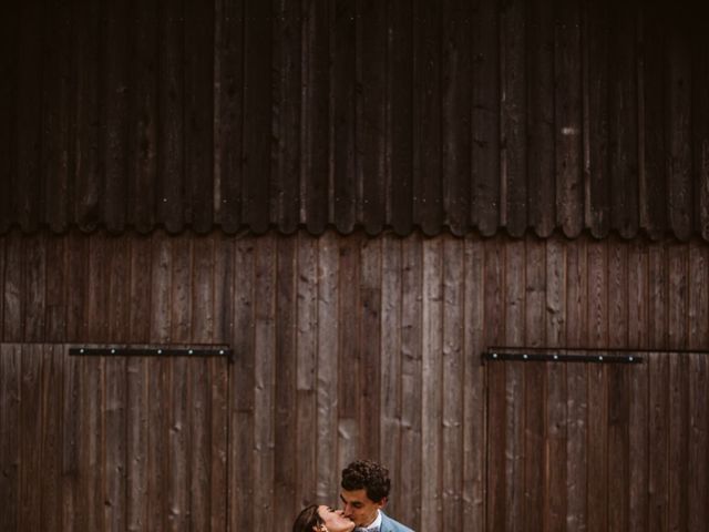 Le mariage de Edouard et Meryem à Saint-Cyr-du-Gault, Loir-et-Cher 15