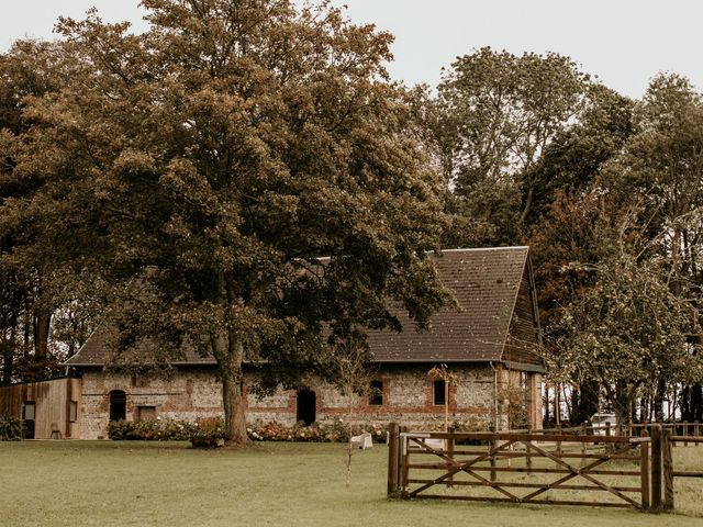 Le mariage de Hortense et Brooke à Ingouville, Seine-Maritime 1