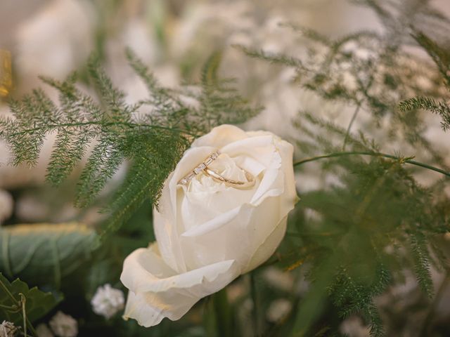 Le mariage de Mehdi et Coralie à Beaumont-Pied-de-Boeuf, Sarthe 305