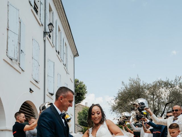 Le mariage de Guillaume et Elodie à Peyruis, Alpes-de-Haute-Provence 6