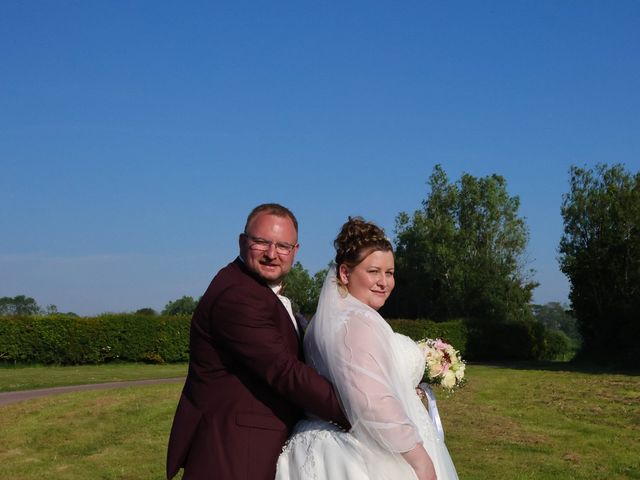 Le mariage de Alexandre et Marie Alice à Osmanville, Calvados 15