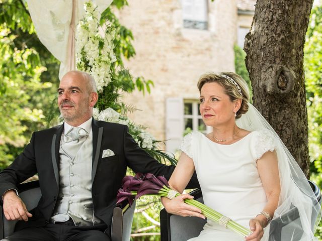 Le mariage de Stéphane et Isabelle à Igé, Saône et Loire 8