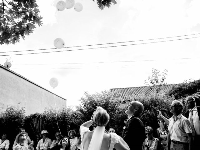 Le mariage de Stéphane et Isabelle à Igé, Saône et Loire 12