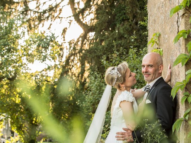 Le mariage de Stéphane et Isabelle à Igé, Saône et Loire 20