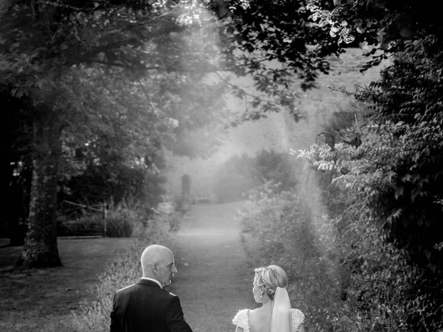 Le mariage de Stéphane et Isabelle à Igé, Saône et Loire 22