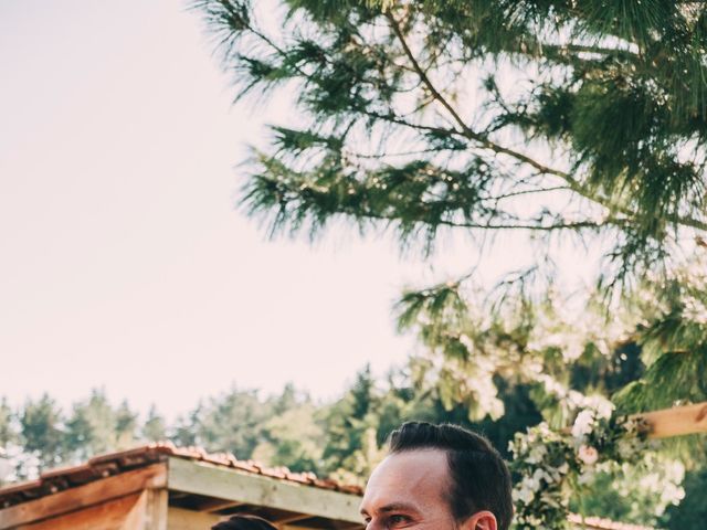 Le mariage de Mickaël et Amandine à Chambles, Loire 7