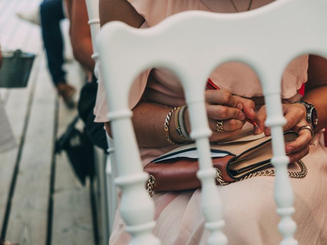 Le mariage de Mickaël et Amandine à Chambles, Loire 13