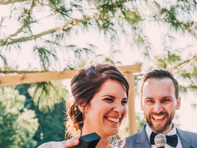 Le mariage de Mickaël et Amandine à Chambles, Loire 16