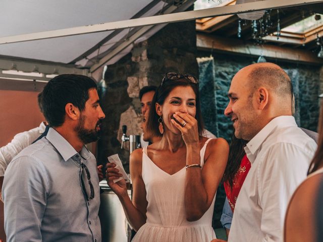 Le mariage de Mickaël et Amandine à Chambles, Loire 24