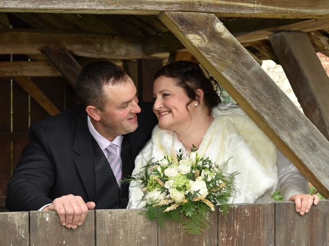 Le mariage de Laurent et Agathe à Saint-Thibault, Aube 10