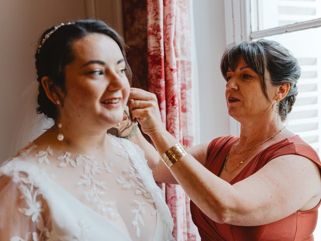 Le mariage de Julien et Alyssa à Nieul-lès-Saintes, Charente Maritime 5