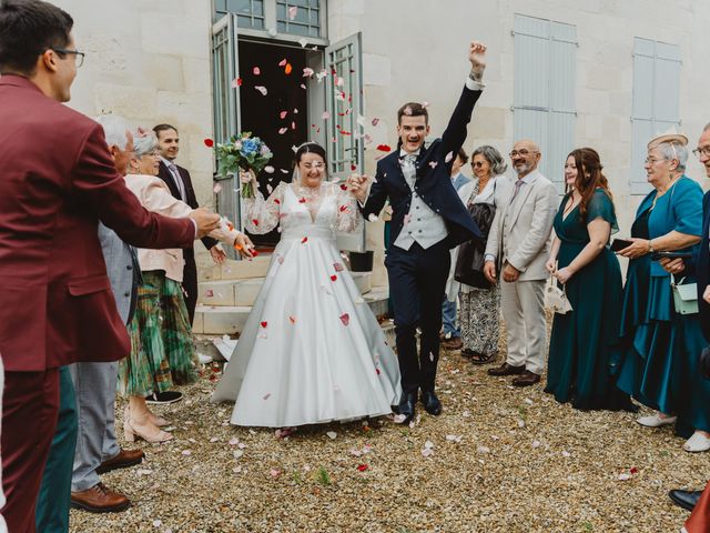 Le mariage de Julien et Alyssa à Nieul-lès-Saintes, Charente Maritime 14
