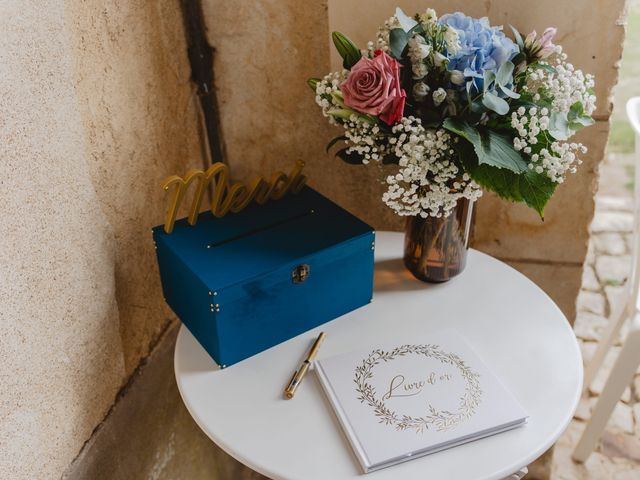 Le mariage de Julien et Alyssa à Nieul-lès-Saintes, Charente Maritime 32