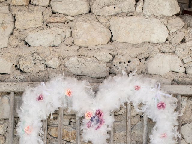 Le mariage de Fabrice et Alizée à Grignan, Drôme 6