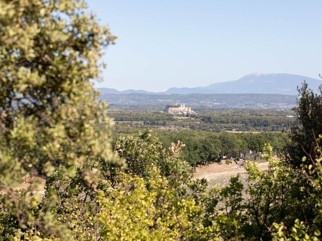 Le mariage de Fabrice et Alizée à Grignan, Drôme 35