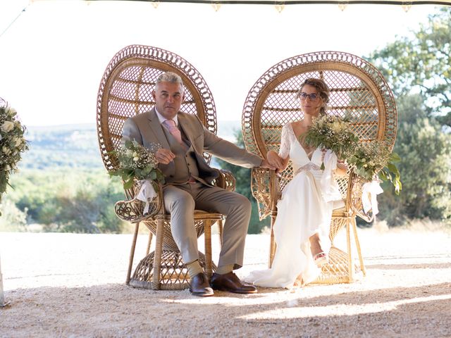 Le mariage de Fabrice et Alizée à Grignan, Drôme 56