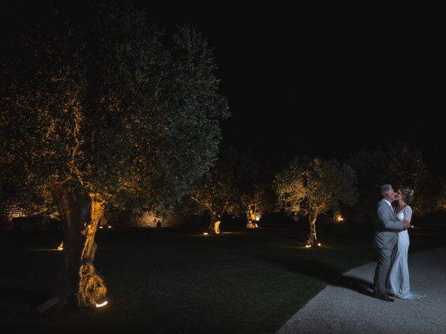 Le mariage de Fabrice et Alizée à Grignan, Drôme 100