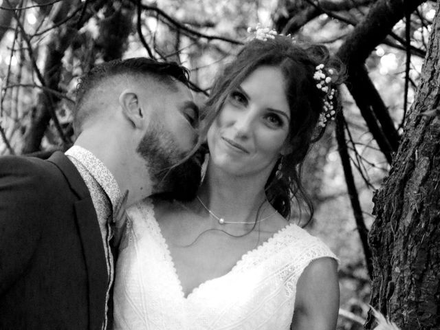 Le mariage de Julien et Julie à Bournezeau, Vendée 3