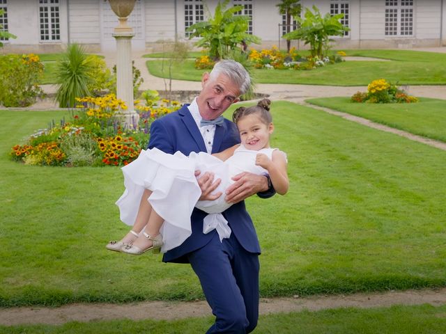 Le mariage de Wilfried et Adélaïde à Châteauneuf-sur-Loire, Loiret 15