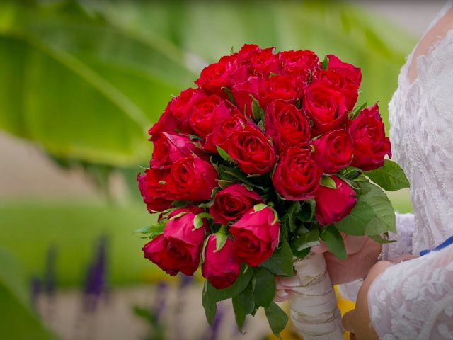 Le mariage de Wilfried et Adélaïde à Châteauneuf-sur-Loire, Loiret 17