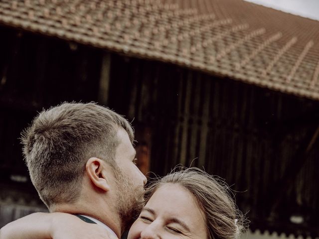 Le mariage de Daphné et Vincent à Husseren-Wesserling, Haut Rhin 2