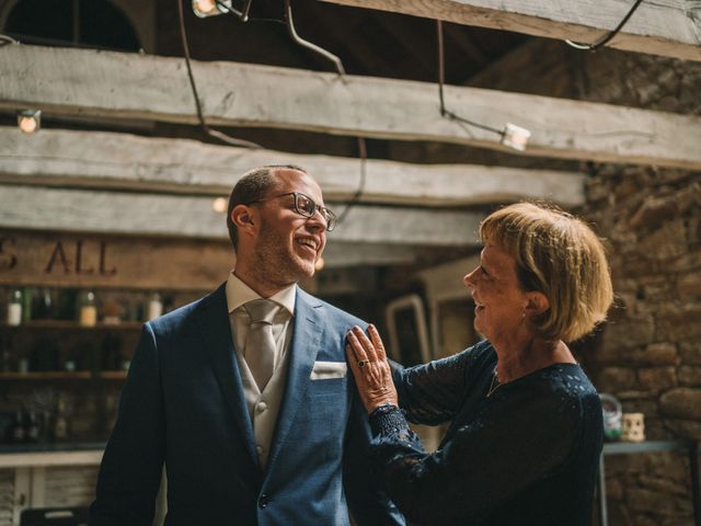 Le mariage de Adrien et Stéphanie à Concarneau, Finistère 5