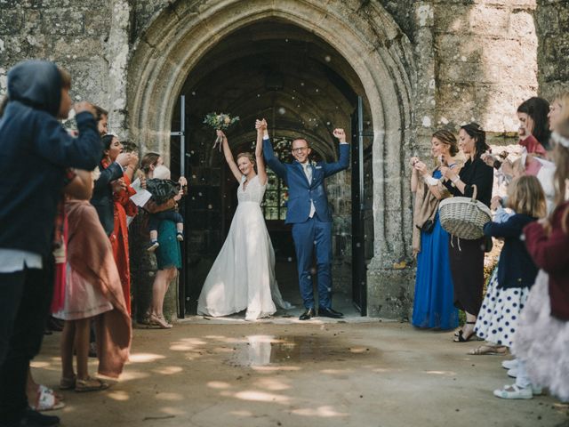 Le mariage de Adrien et Stéphanie à Concarneau, Finistère 61