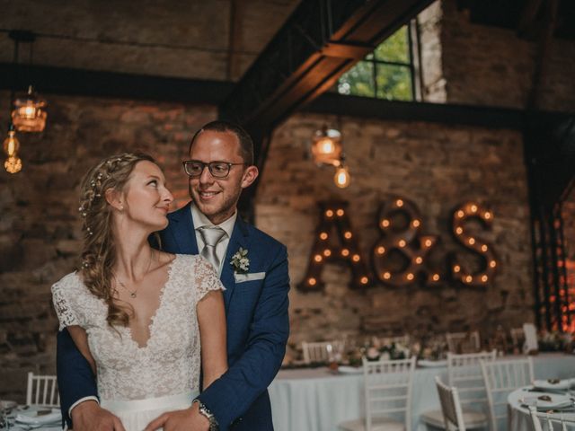 Le mariage de Adrien et Stéphanie à Concarneau, Finistère 1