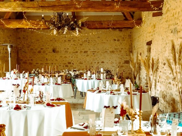 Le mariage de Baptiste et Alysée à Grez-sur-Loing, Seine-et-Marne 35