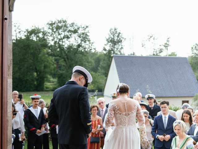 Le mariage de Laurene et Corentin à Paris, Paris 9