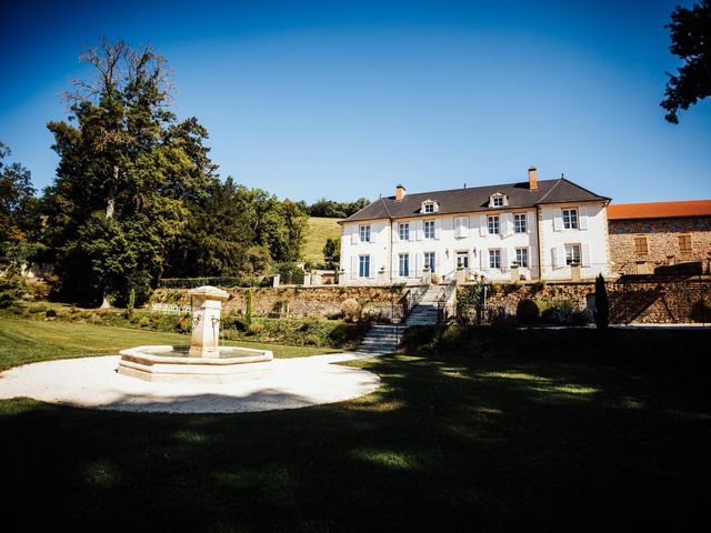 Le mariage de Florian et Marine à Thizy, Rhône 2