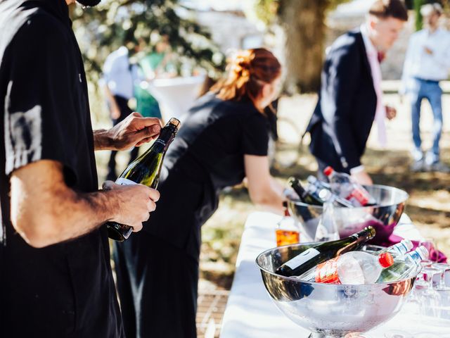 Le mariage de Florian et Marine à Thizy, Rhône 157