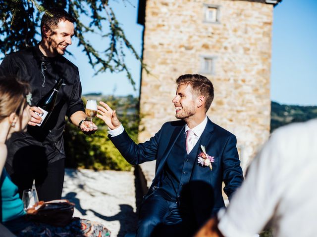 Le mariage de Florian et Marine à Thizy, Rhône 160