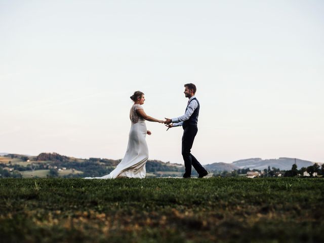 Le mariage de Florian et Marine à Thizy, Rhône 231