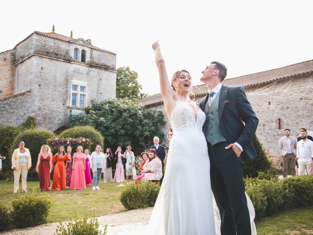 Le mariage de Antonin et Mégane à La Ronde, Charente Maritime 33