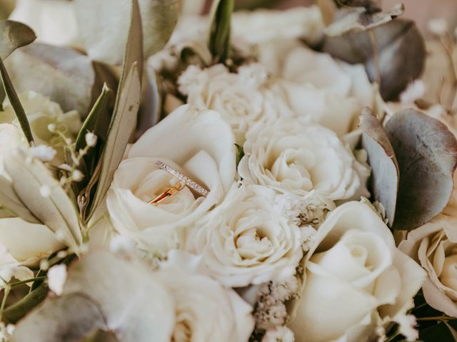 Le mariage de Quentin et Eugénie à Viens, Vaucluse 2