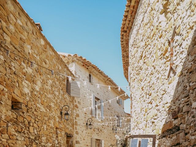 Le mariage de Quentin et Eugénie à Viens, Vaucluse 16