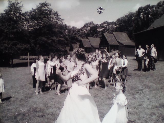 Le mariage de Jérémy et Elodie à Commer, Mayenne 14