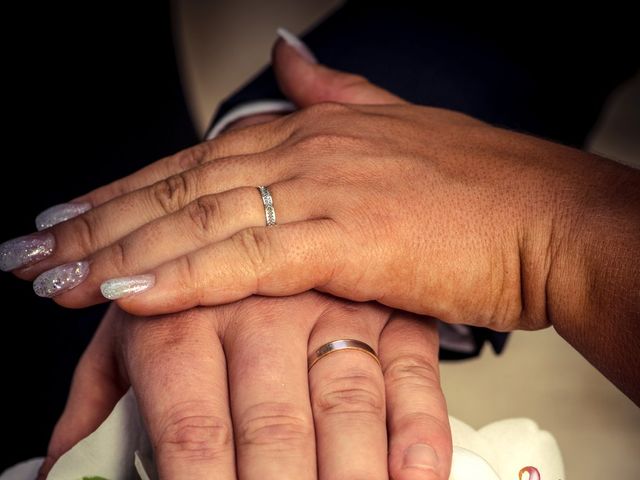 Le mariage de Baptiste et Amandine à Vayres, Gironde 59